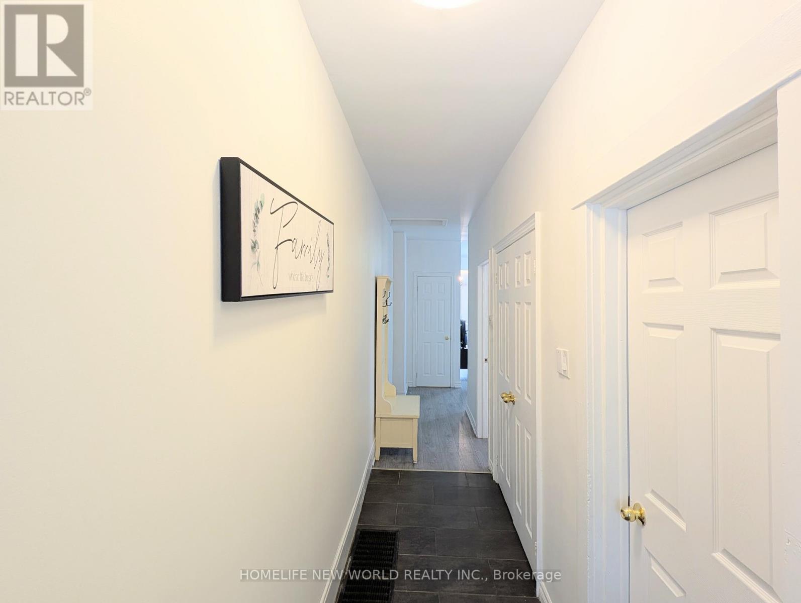 67 Condor Avenue, Toronto, Ontario  M4J 3M7 - Photo 2 - E12885394