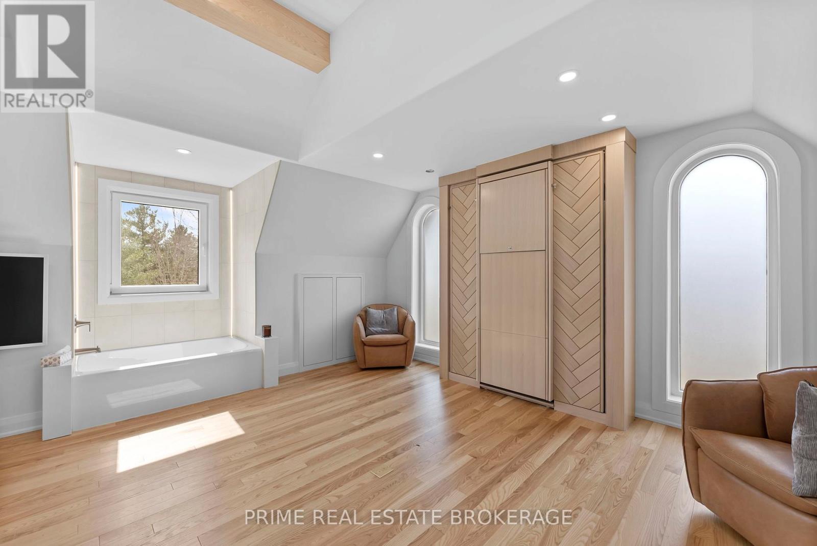 575 Emily Street, St. Marys, Ontario  N4X 1C2 - Photo 43 - X12923972