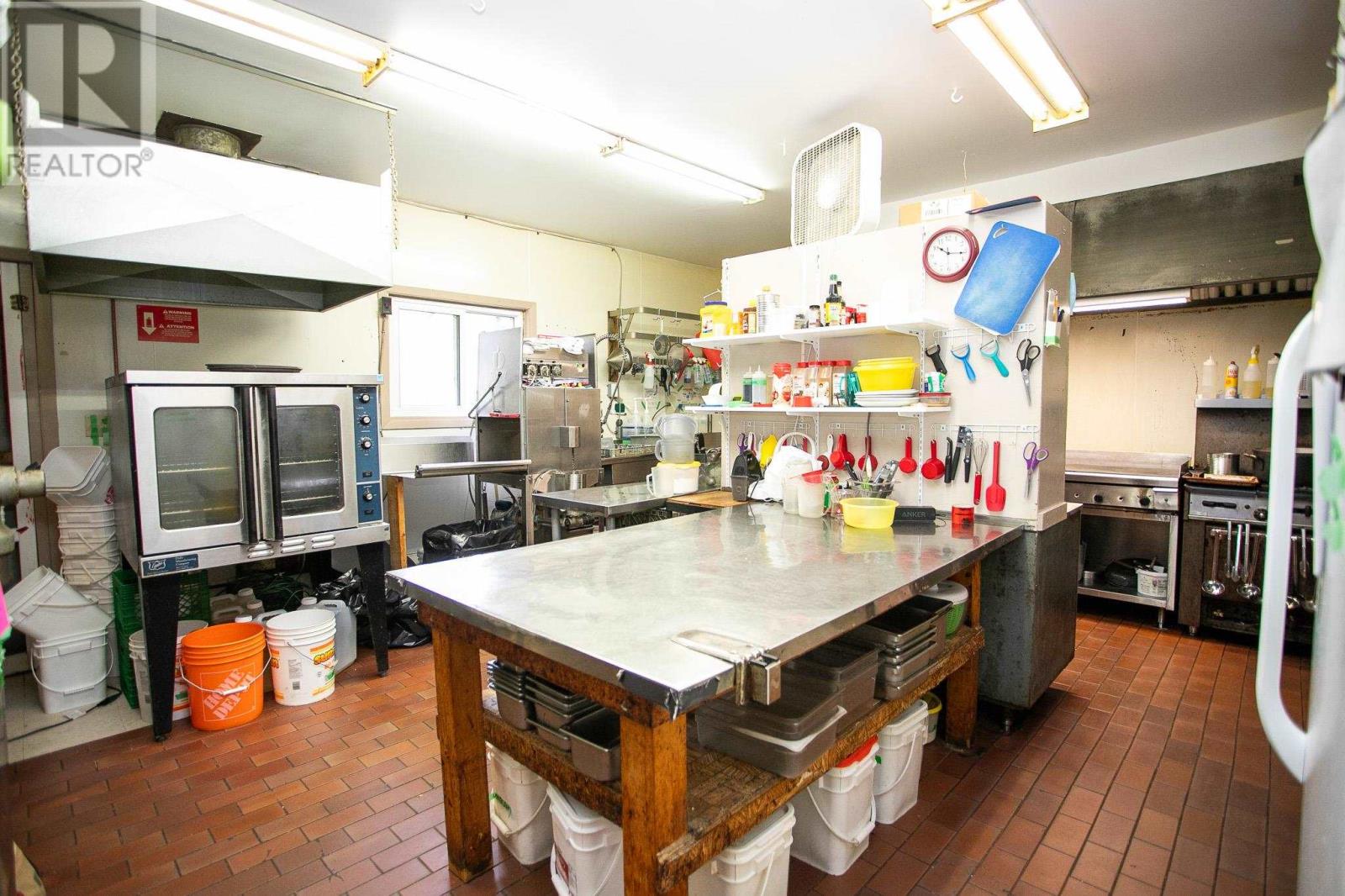 3171 Highway 17b, Macdonald Meredith & Aberdeen Township, Ontario  P0S 1C0 - Photo 14 - SM242492