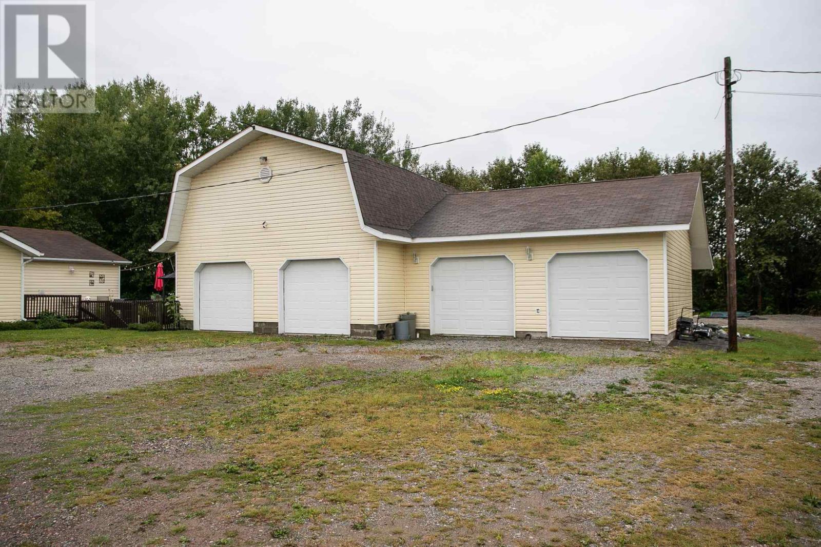 3171 Highway 17b, Macdonald Meredith & Aberdeen Township, Ontario  P0S 1C0 - Photo 31 - SM242492