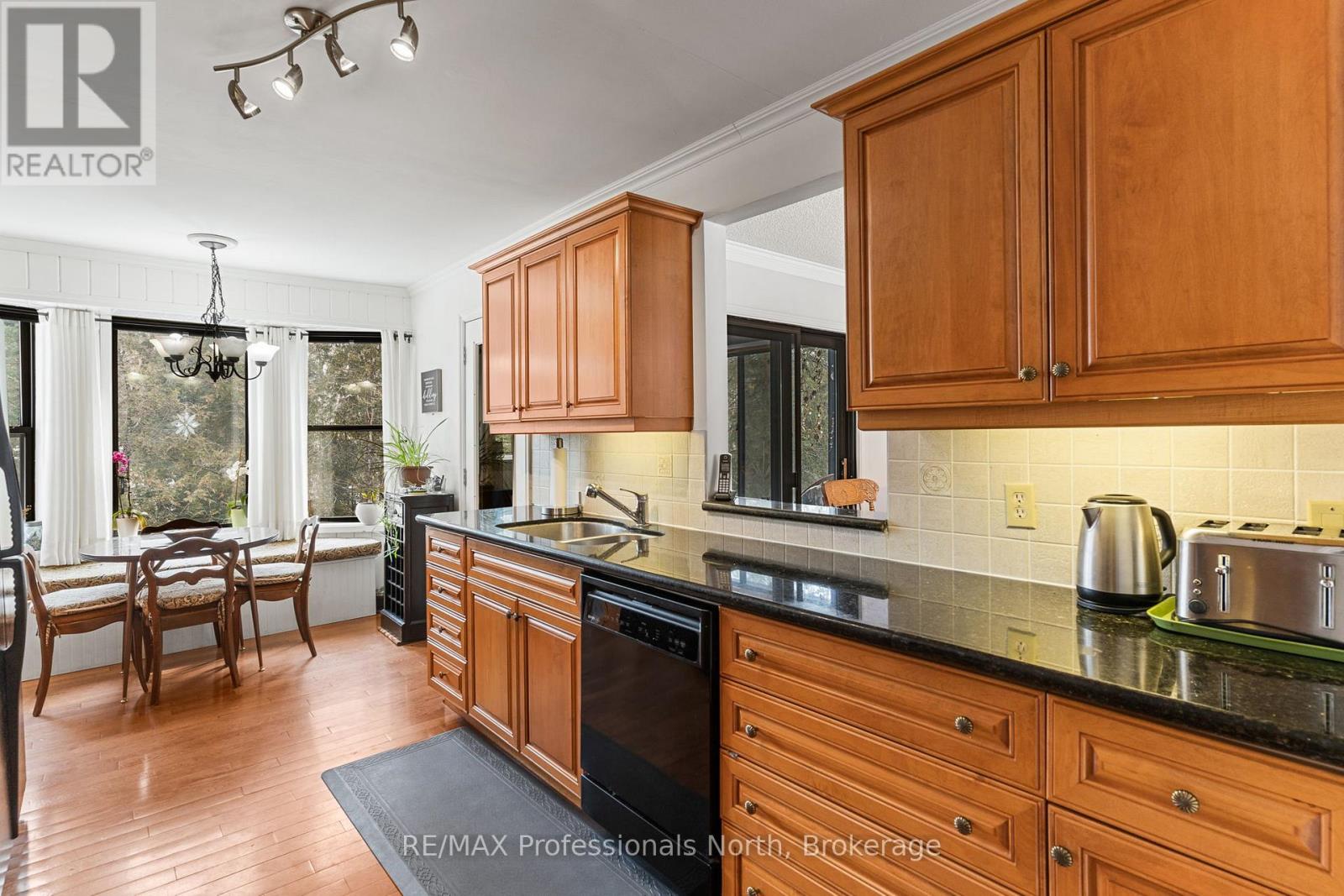 28 Independence Street, Dysart Et Al, Ontario  K0M 1S0 - Photo 14 - X12924072