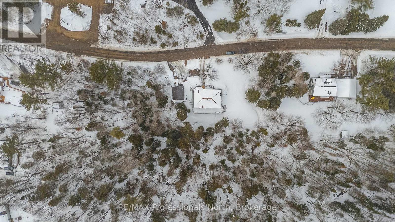 28 Independence Street, Dysart Et Al, Ontario  K0M 1S0 - Photo 4 - X12924072