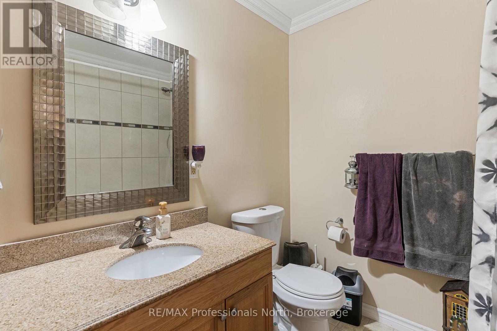 28 Independence Street, Dysart Et Al, Ontario  K0M 1S0 - Photo 46 - X12924072