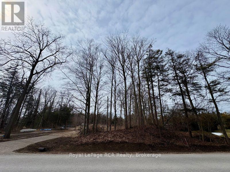 Part 1 - 219 Lake Range Drive, Huron-Kinloss, Ontario  N2Z 2X3 - Photo 3 - X12924084