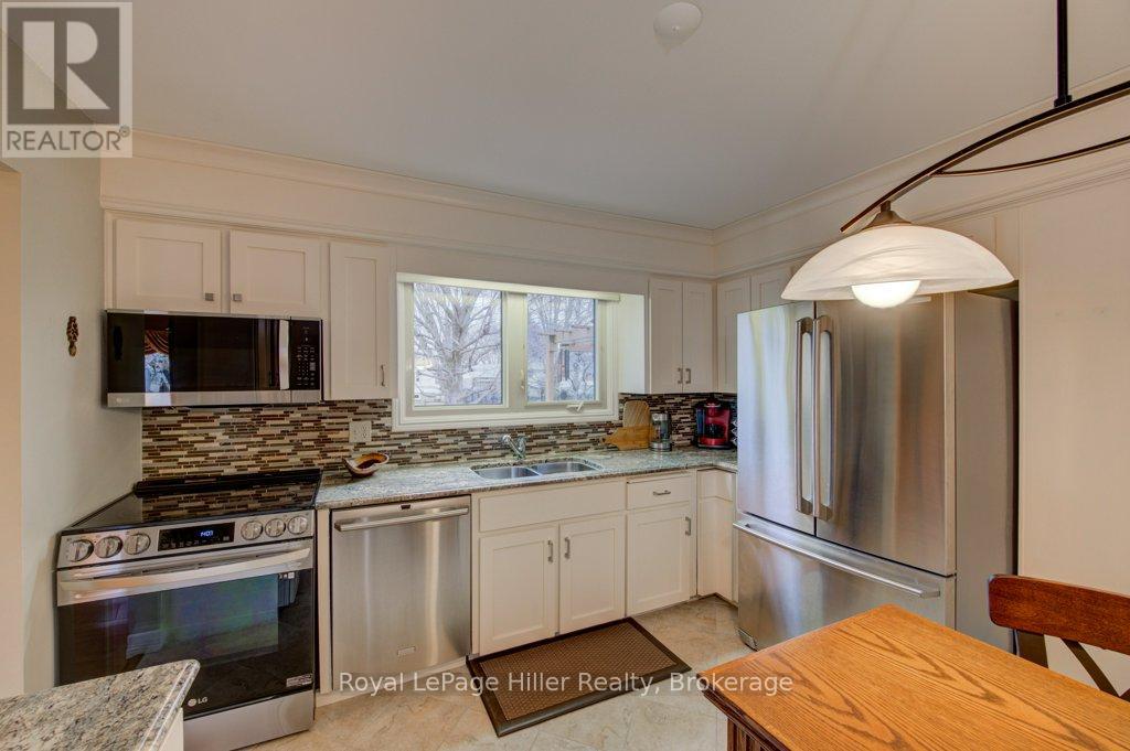 84 Franklin Drive, Stratford, Ontario  N5A 7N6 - Photo 15 - X12924136