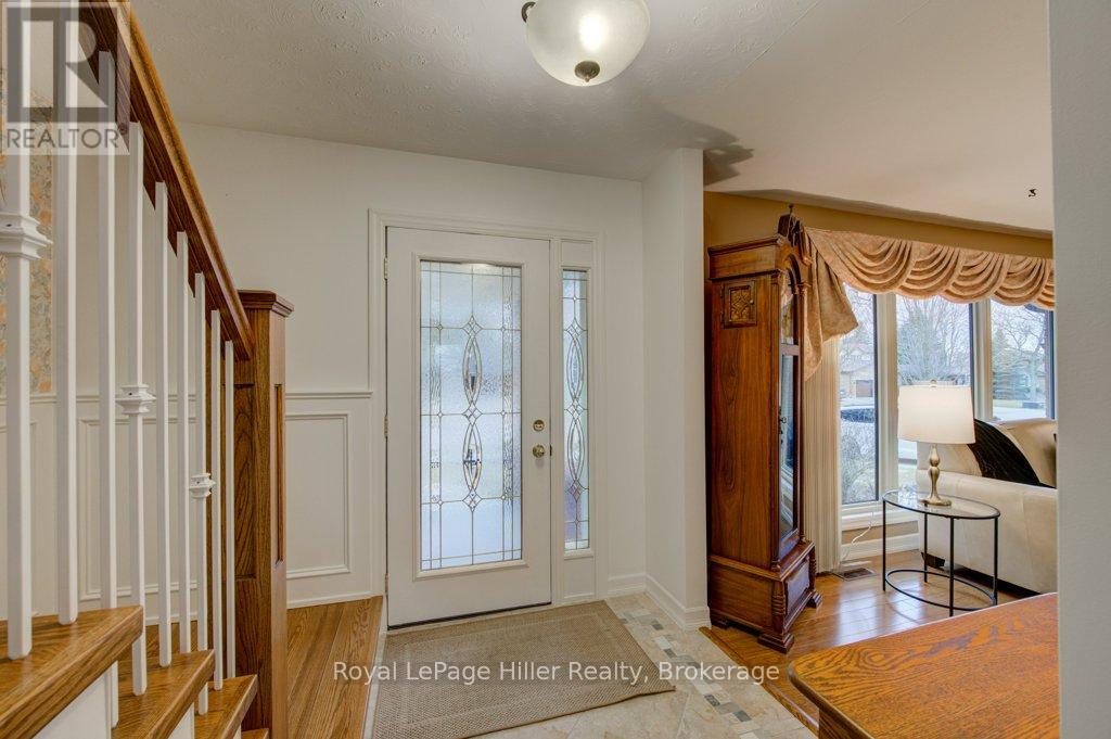 84 Franklin Drive, Stratford, Ontario  N5A 7N6 - Photo 5 - X12924136