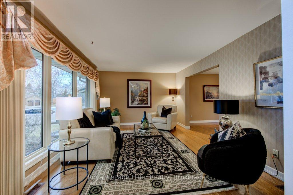 84 Franklin Drive, Stratford, Ontario  N5A 7N6 - Photo 6 - X12924136