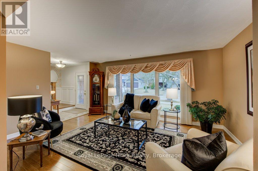 84 Franklin Drive, Stratford, Ontario  N5A 7N6 - Photo 8 - X12924136