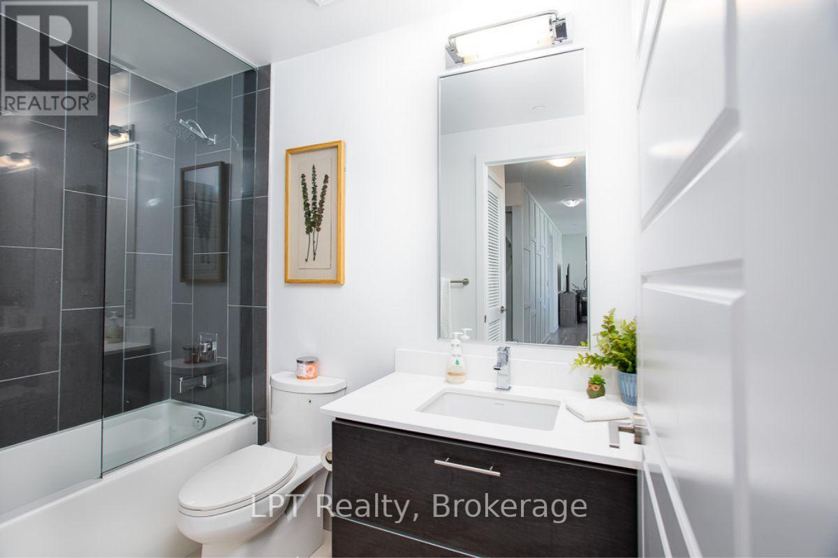 Lorem Ipsum Dolor Sit Ame, Innisfil, Ontario  L9S  - Photo 17 - DEMO29519790