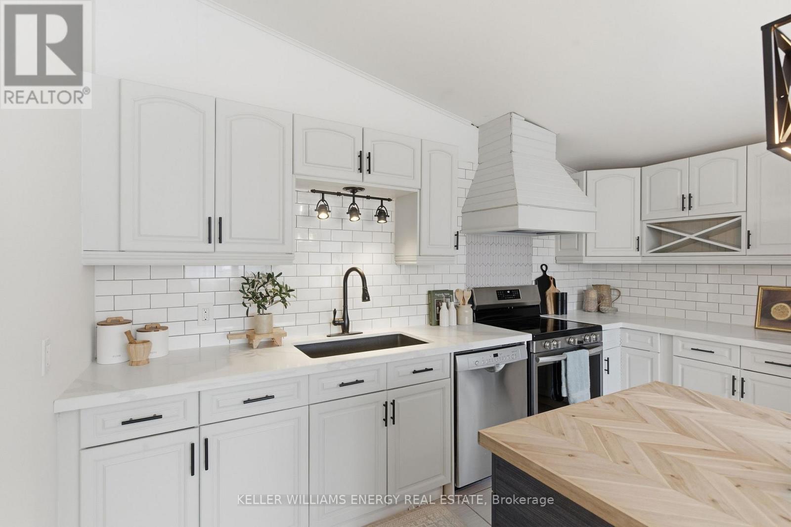 26 Wellington Street, Port Hope, Ontario  L1A 2M3 - Photo 12 - X12924168