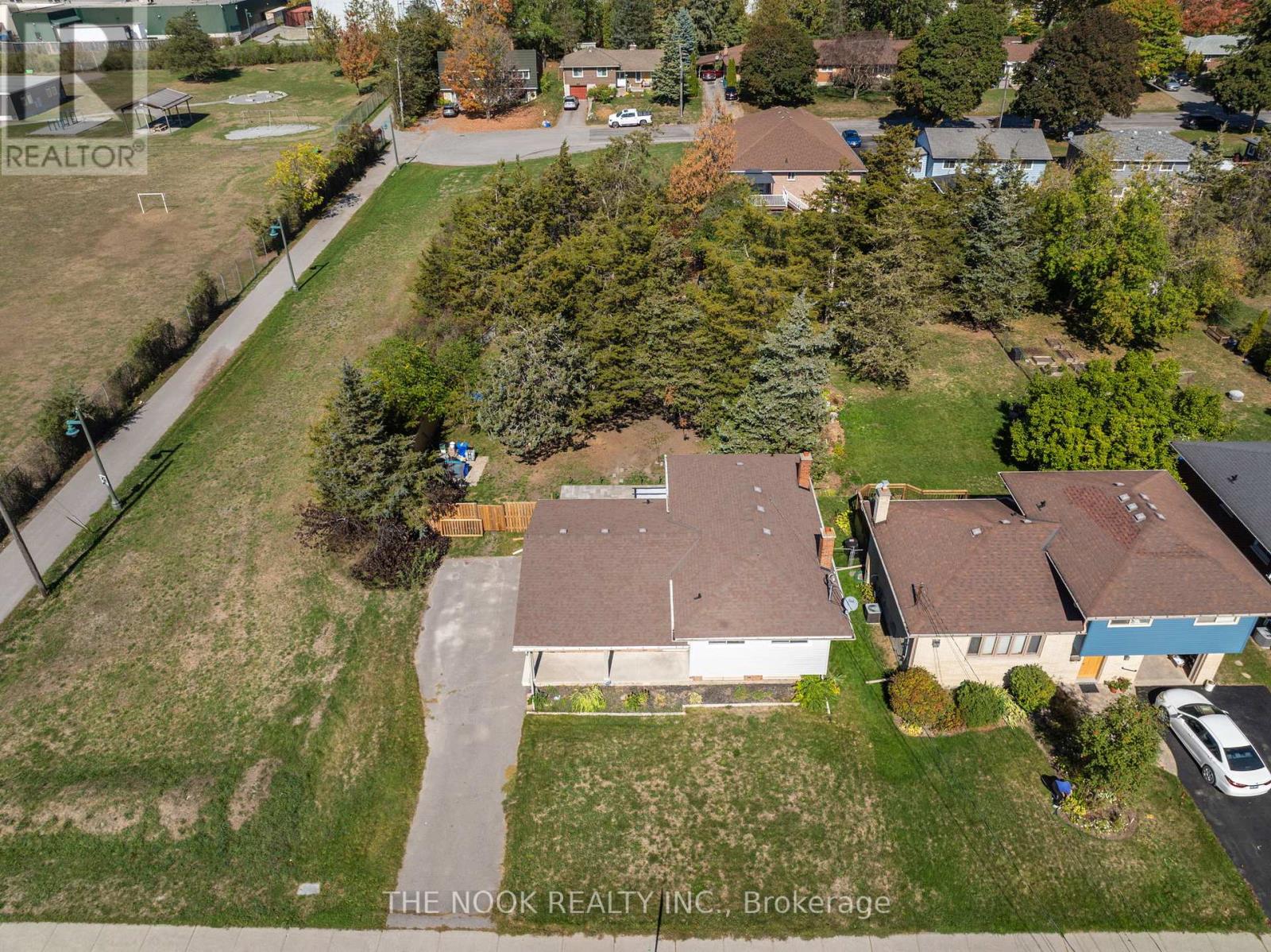 114 Tracey Street, Belleville, Ontario  K8P 2R8 - Photo 39 - X12924350