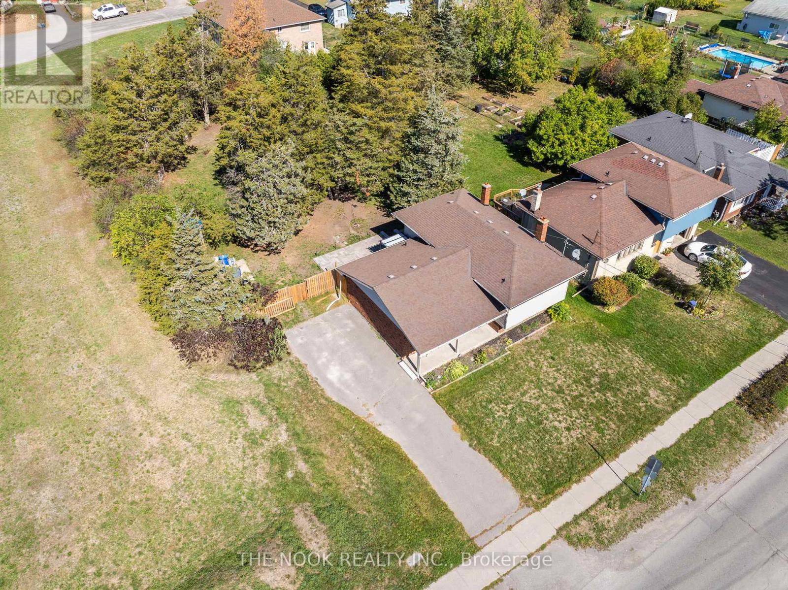 114 Tracey Street, Belleville, Ontario  K8P 2R8 - Photo 40 - X12924350