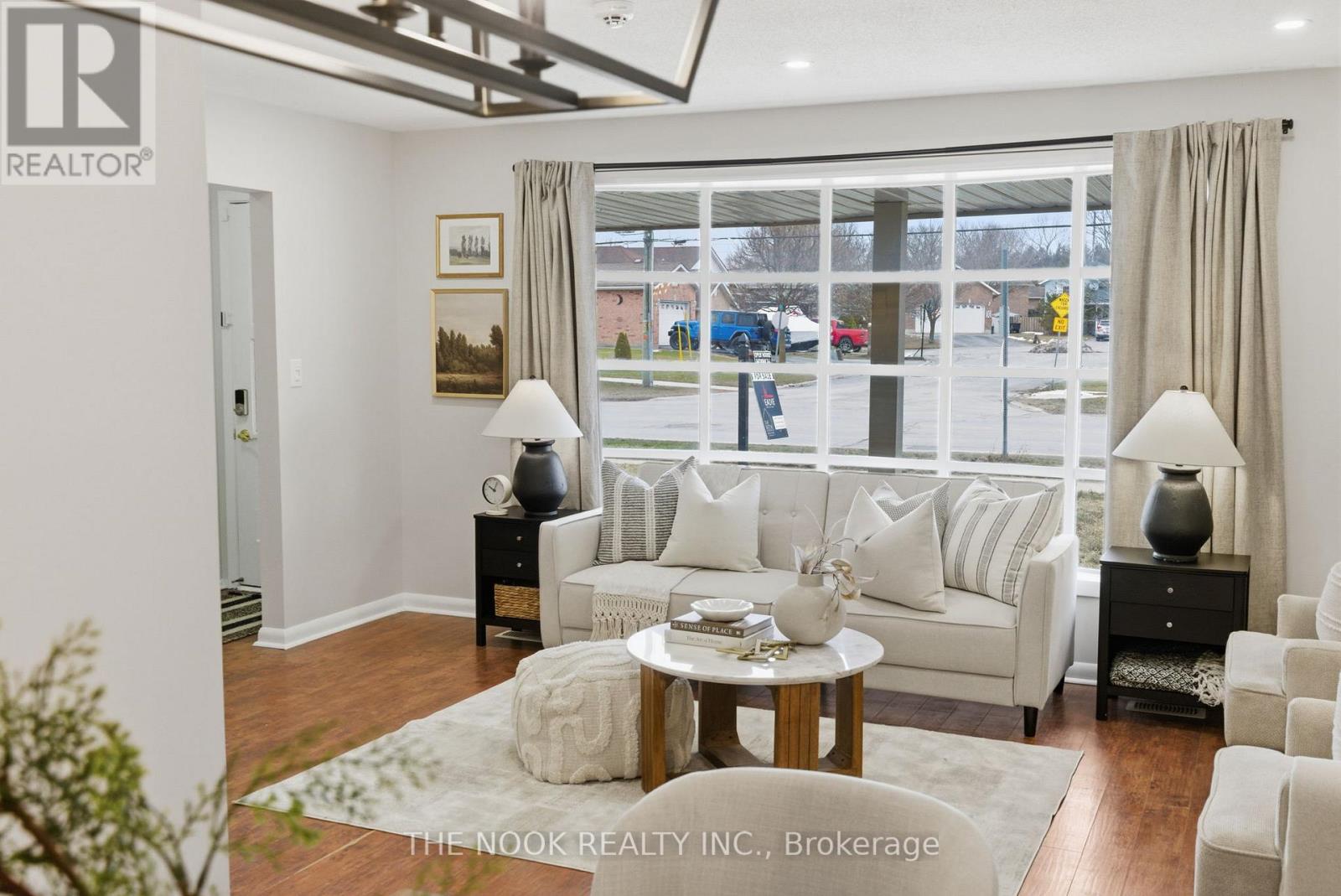 114 Tracey Street, Belleville, Ontario  K8P 2R8 - Photo 8 - X12924350