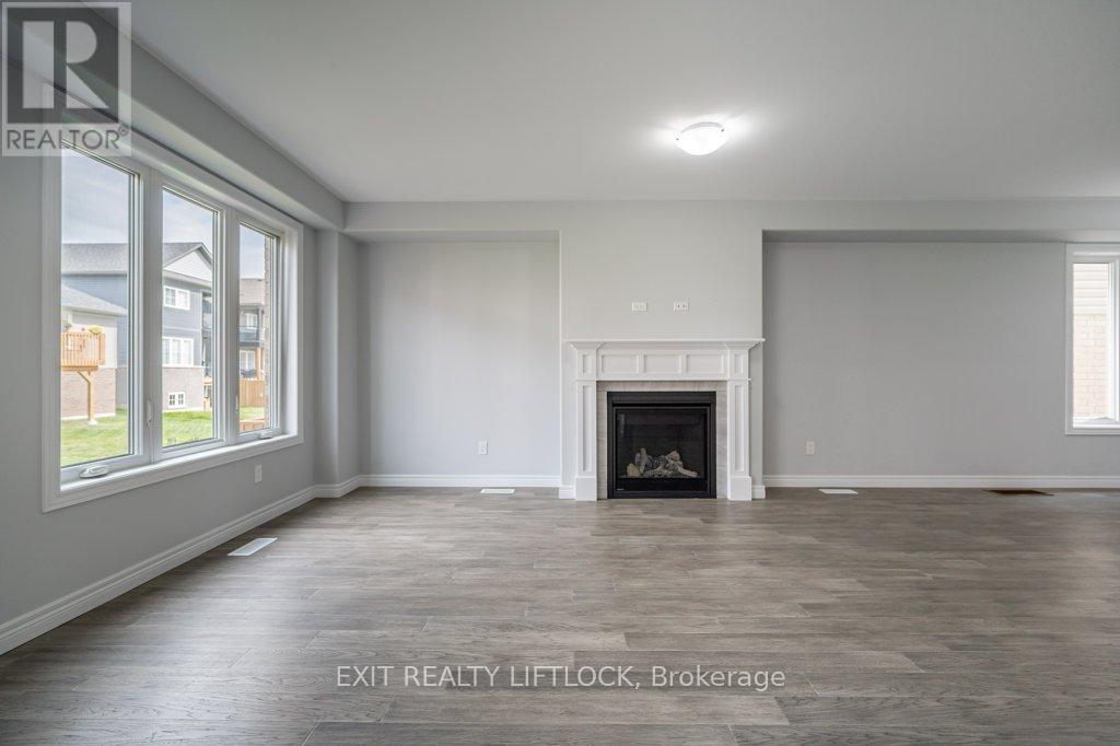 238 O Neil Street, Peterborough, Ontario  K9K 0H1 - Photo 9 - X12924374