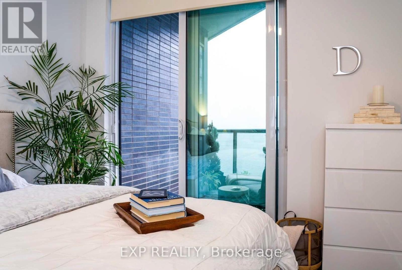 613 - 1 Edgewater Drive, Toronto, Ontario  M5A 1B9 - Photo 19 - C12924280