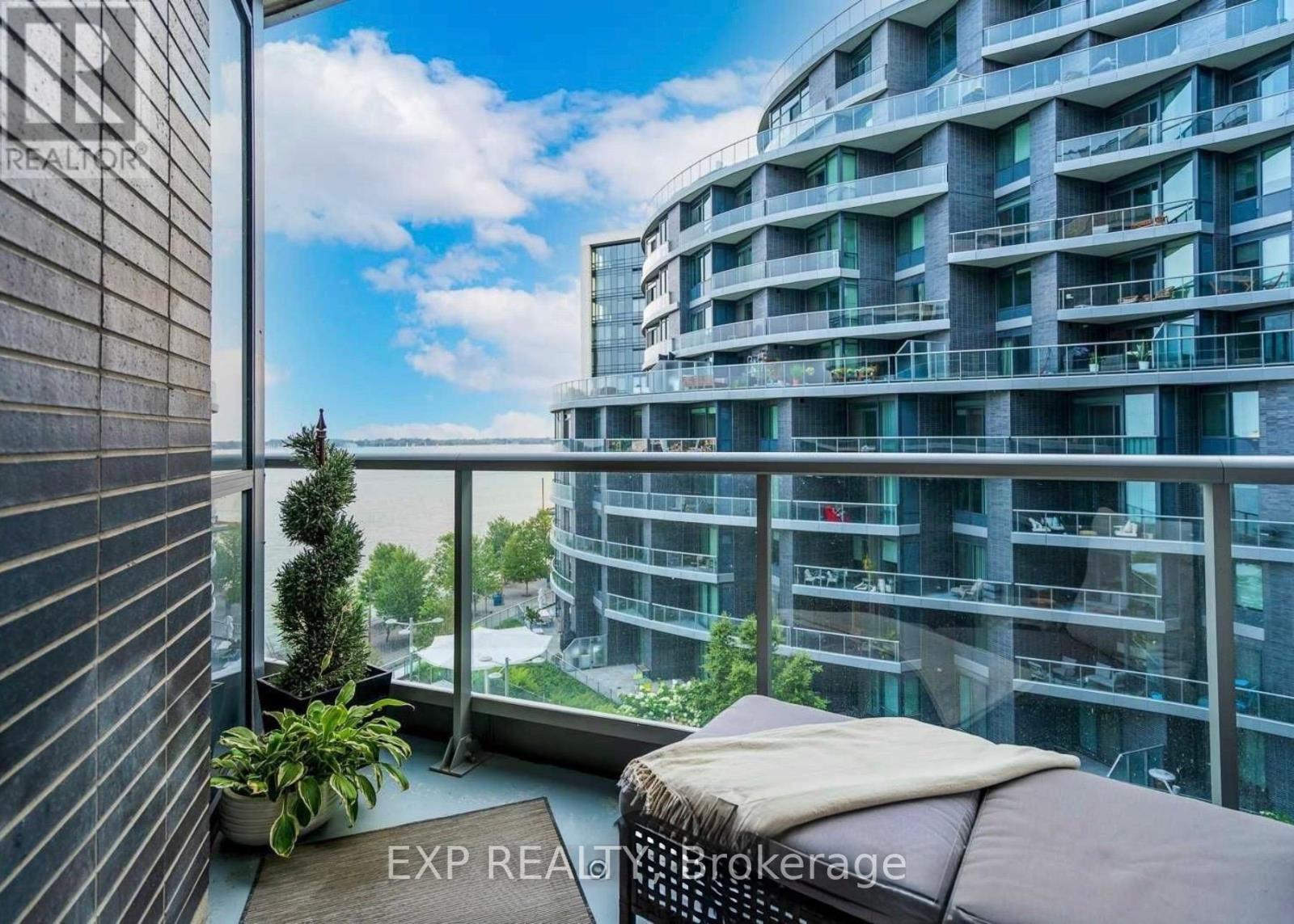613 - 1 Edgewater Drive, Toronto, Ontario  M5A 1B9 - Photo 25 - C12924280