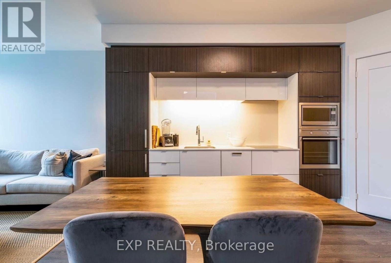 613 - 1 Edgewater Drive, Toronto, Ontario  M5A 1B9 - Photo 4 - C12924280