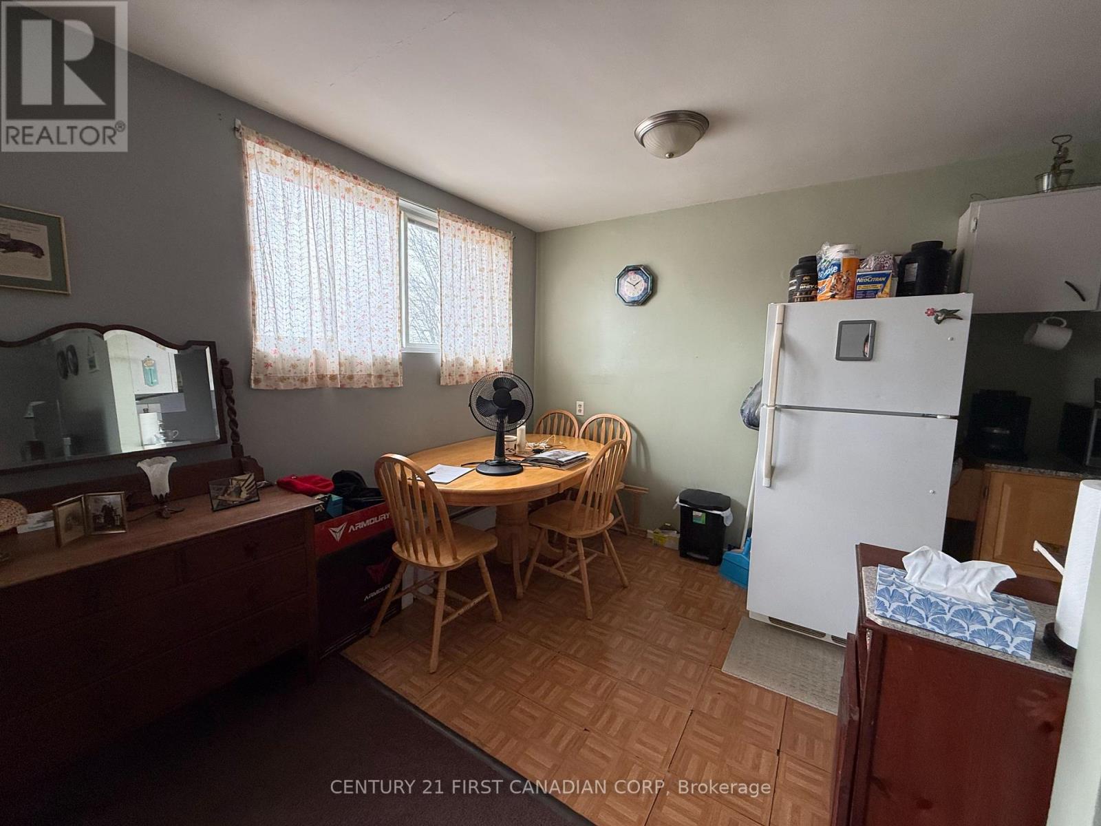 Photo 9 of 10 for 304 - 1830 Dumont Street