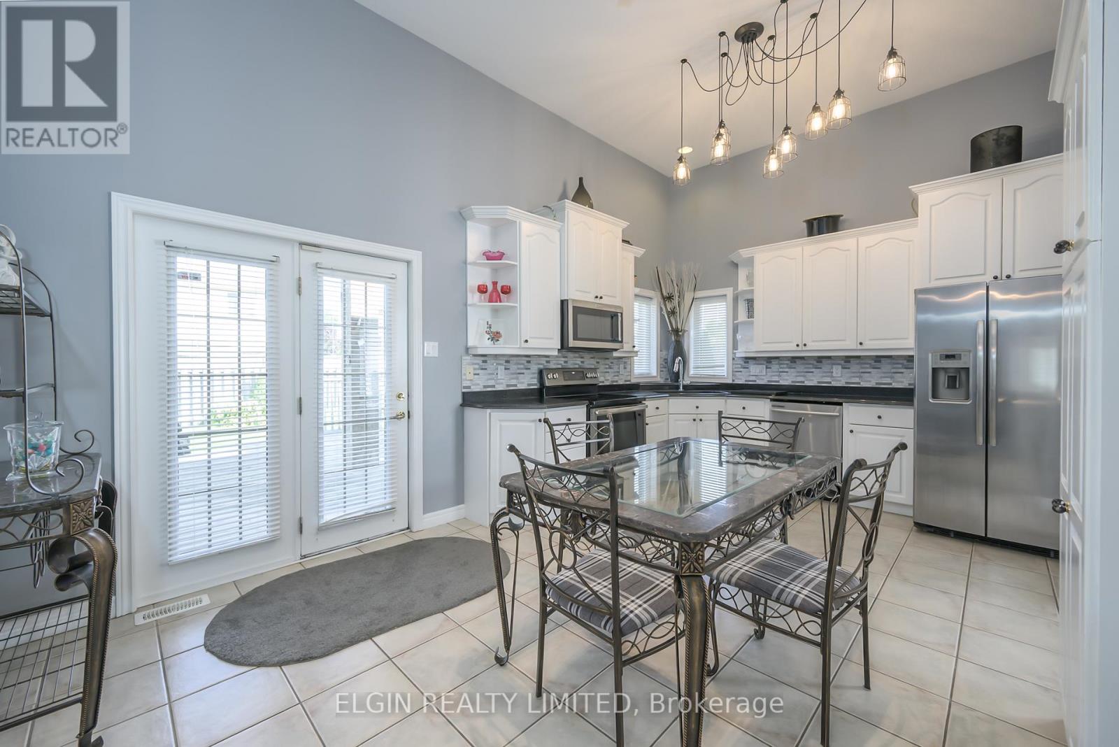 2 Galbraith Court, St. Thomas, Ontario  N5R 6G8 - Photo 33 - X12924254