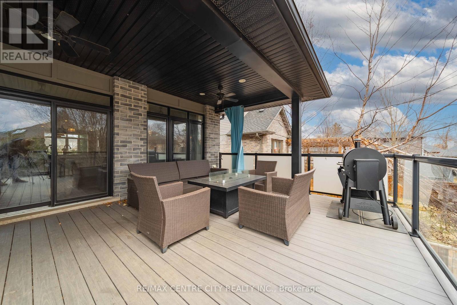 21 Belmont Avenue, Tillsonburg, Ontario  N4G 5V9 - Photo 43 - X12924324