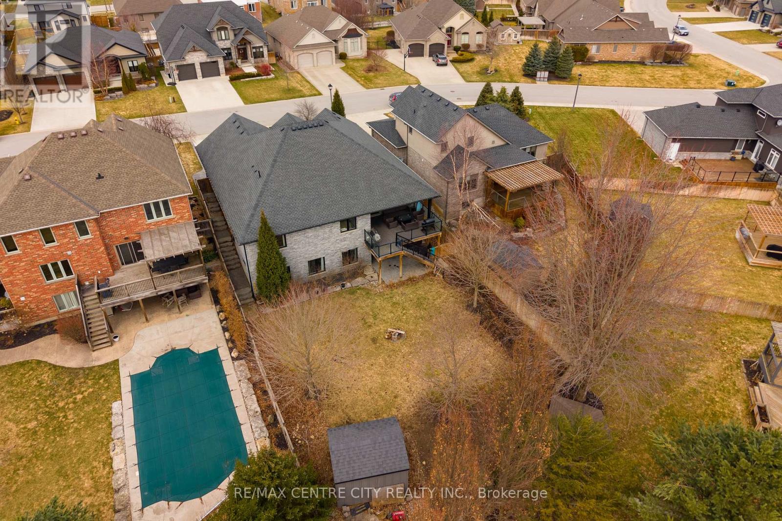 21 Belmont Avenue, Tillsonburg, Ontario  N4G 5V9 - Photo 46 - X12924324