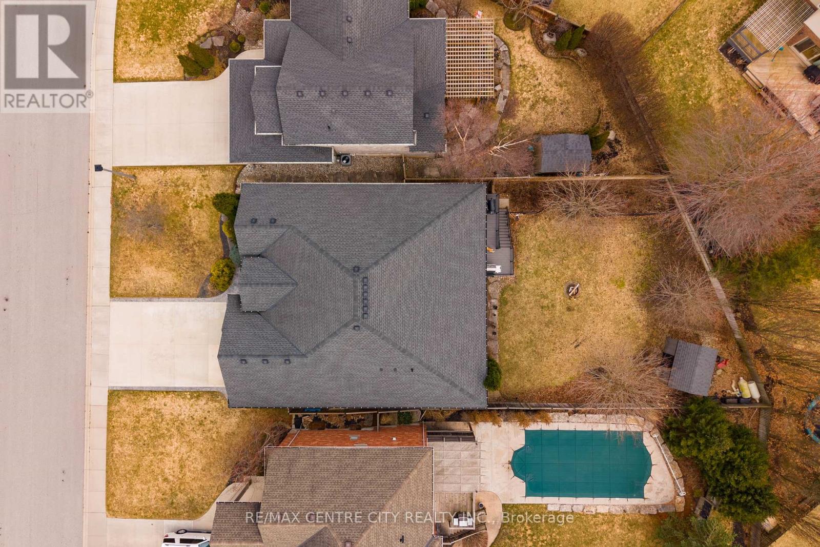 21 Belmont Avenue, Tillsonburg, Ontario  N4G 5V9 - Photo 47 - X12924324