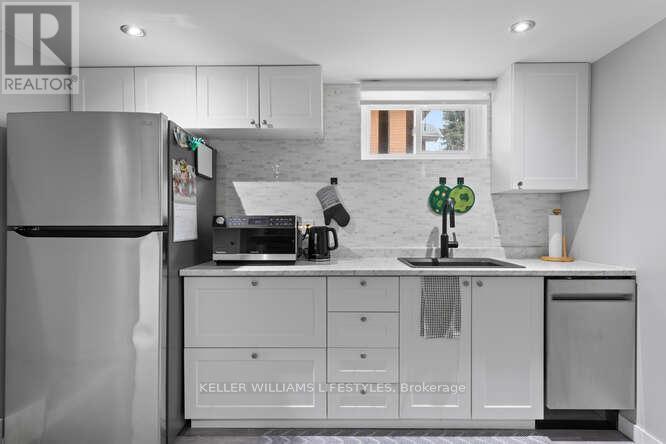 21 Goldwick Crescent, London East, Ontario  N5V 2K9 - Photo 30 - X12924332