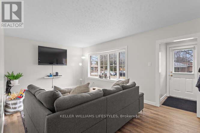 21 Goldwick Crescent, London East, Ontario  N5V 2K9 - Photo 6 - X12924332