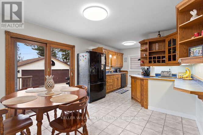 21 Goldwick Crescent, London East, Ontario  N5V 2K9 - Photo 9 - X12924332