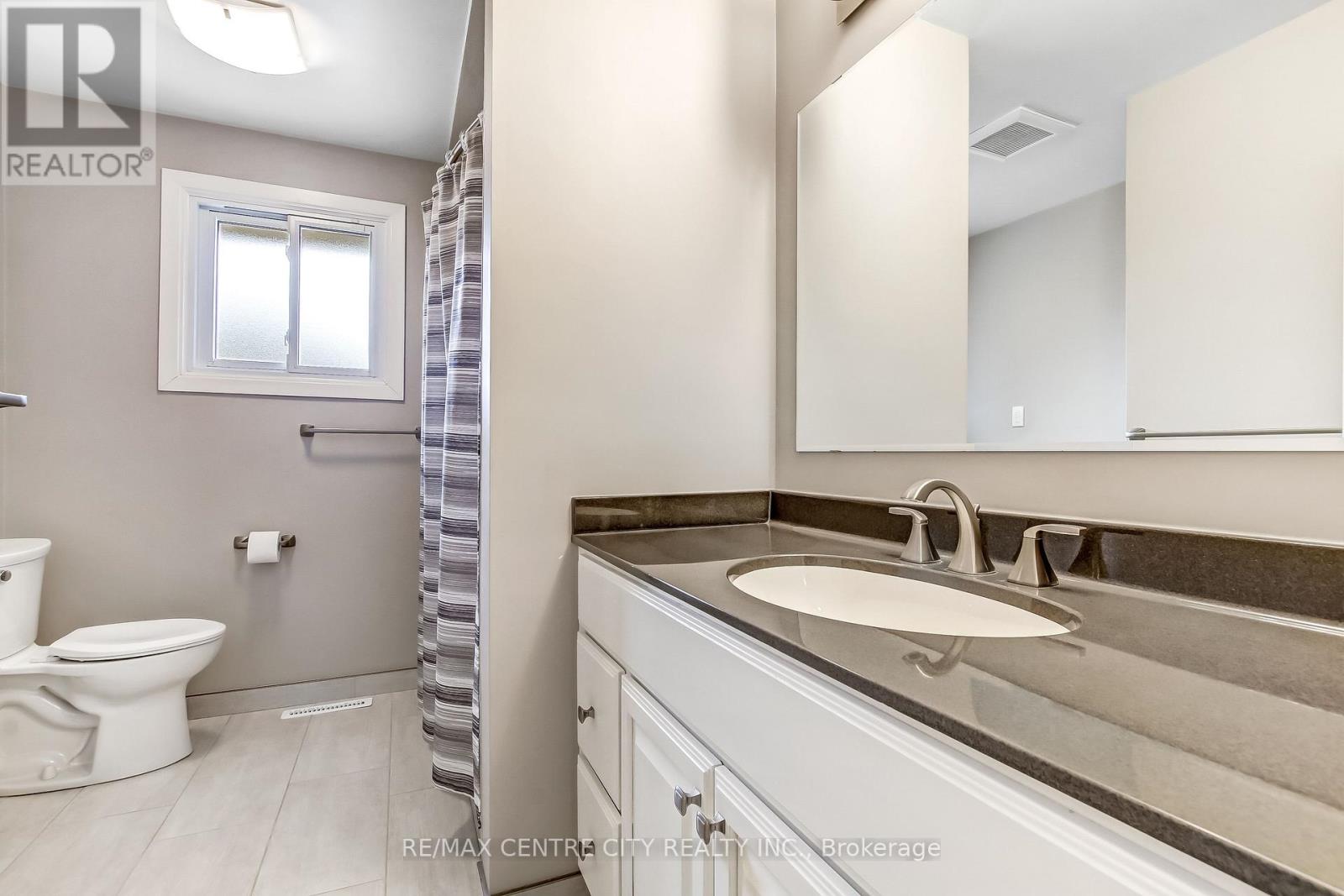 Photo 10 of 22 for 1164 Lancaster Street