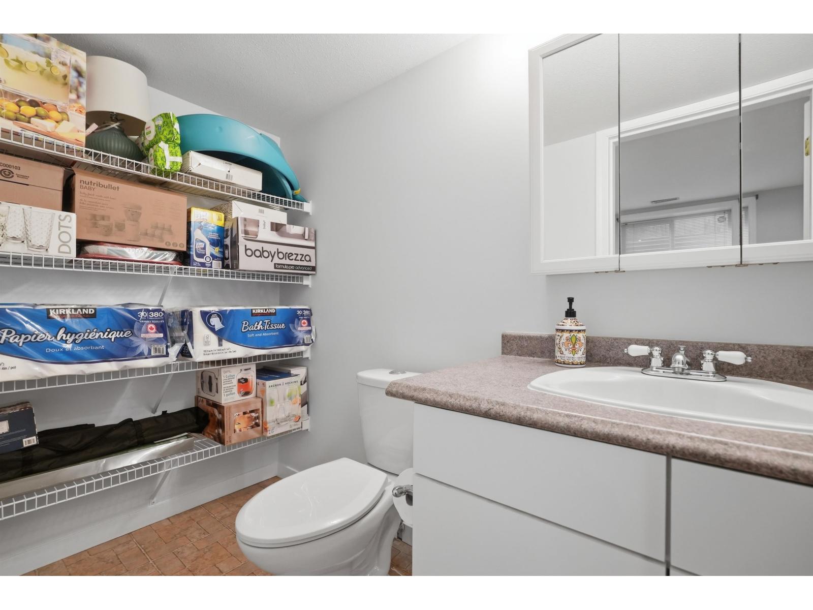 18468 66a Avenue, Surrey, British Columbia  V3S 9B1 - Photo 25 - R3103233