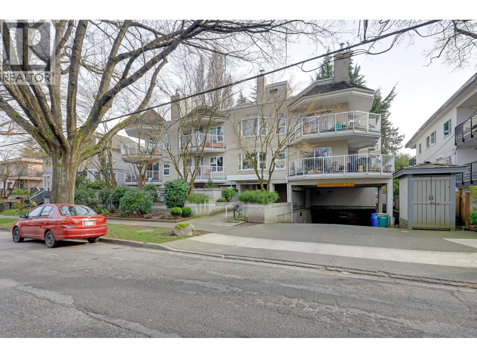 305 2256 W 7th Avenue, Vancouver, British Columbia  V6K 1Y2 - Photo 1 - R3103449