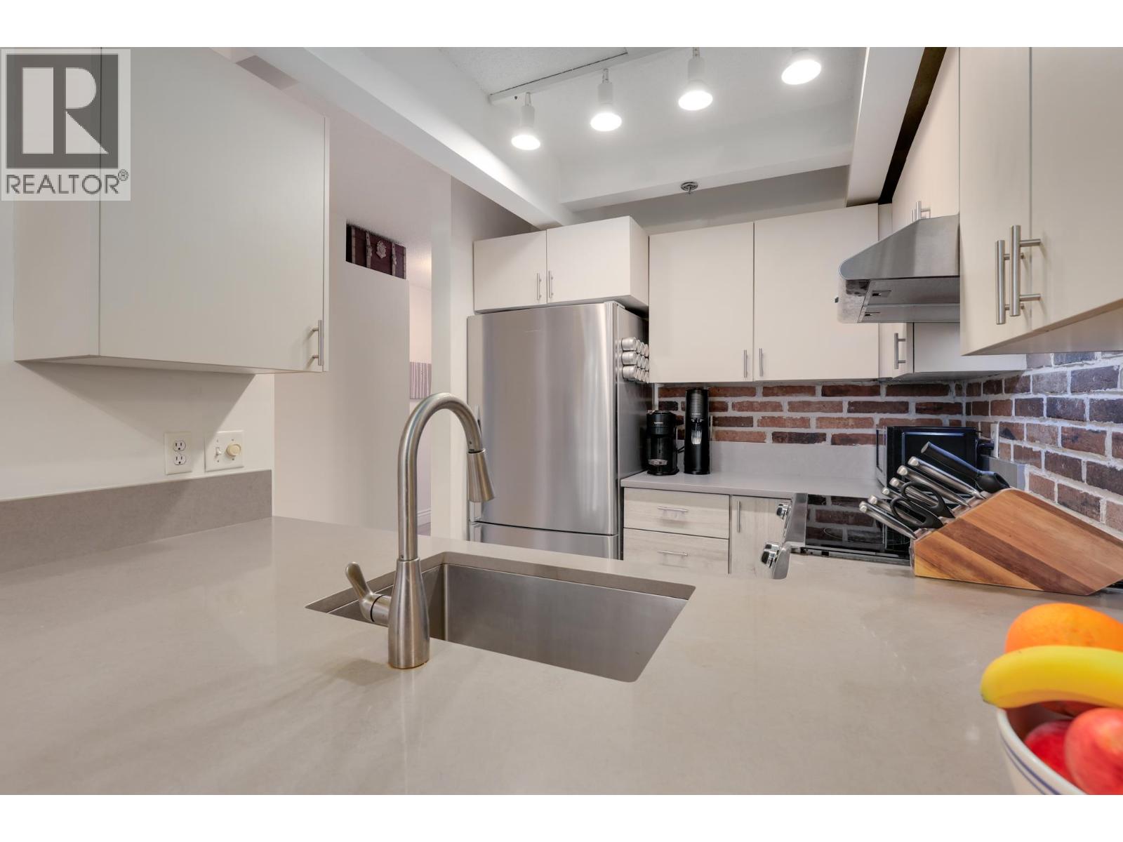 305 2256 W 7th Avenue, Vancouver, British Columbia  V6K 1Y2 - Photo 10 - R3103449