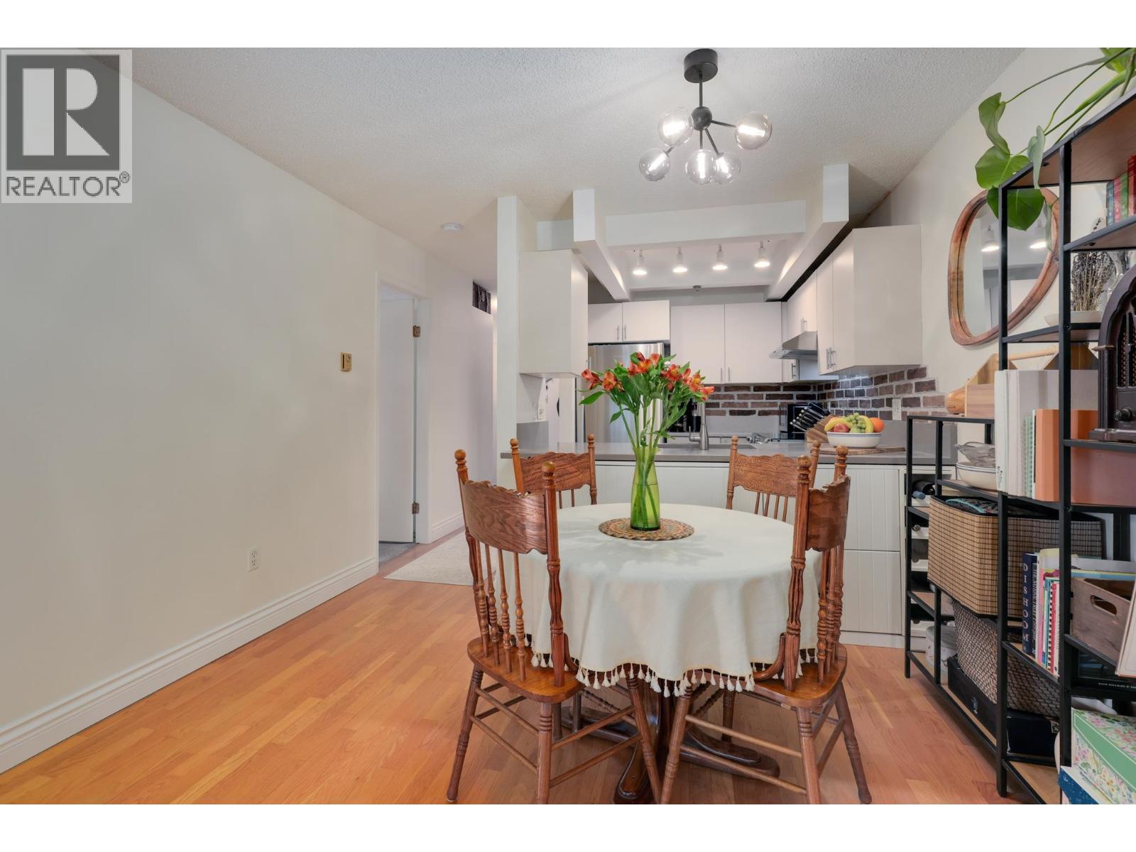 305 2256 W 7th Avenue, Vancouver, British Columbia  V6K 1Y2 - Photo 7 - R3103449