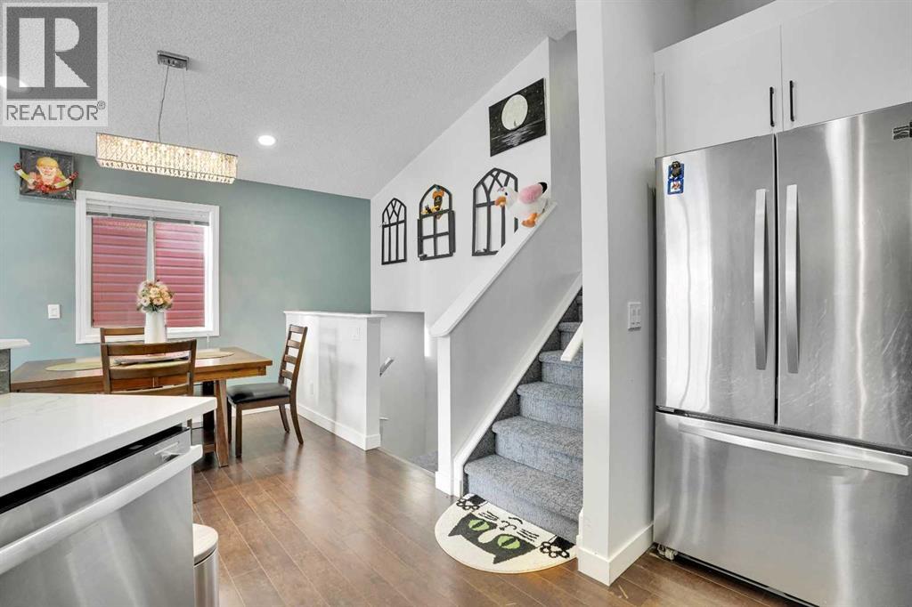 141 Saddlecrest Close NE, Calgary, Alberta  T3J 5B6 - Photo 4 - A2288686