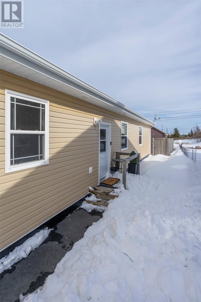 80 Badcock Boulevard, Bay Roberts, Newfoundland & Labrador  A0A 1G0 - Photo 4 - 1295554