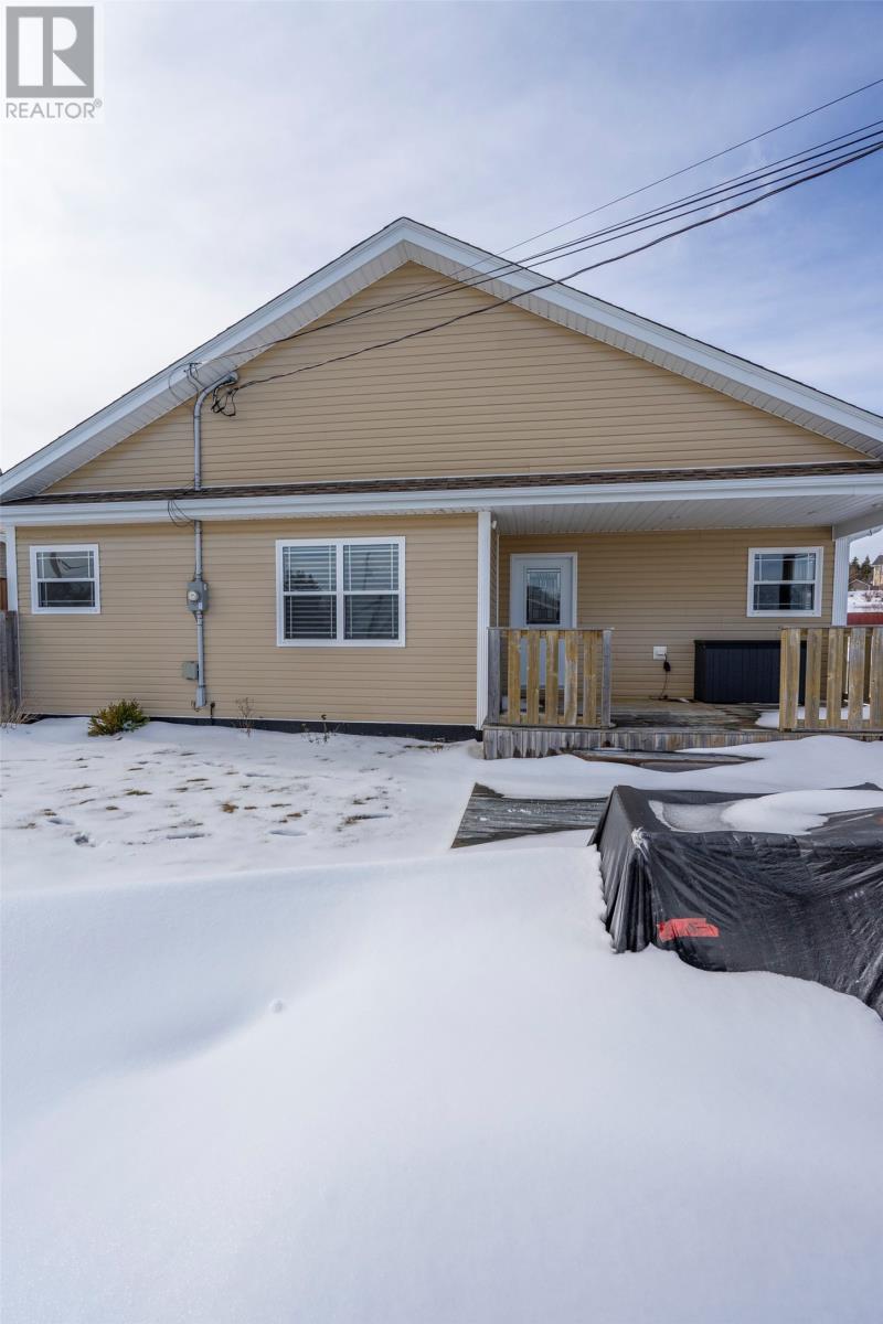 80 Badcock Boulevard, Bay Roberts, Newfoundland & Labrador  A0A 1G0 - Photo 8 - 1295554