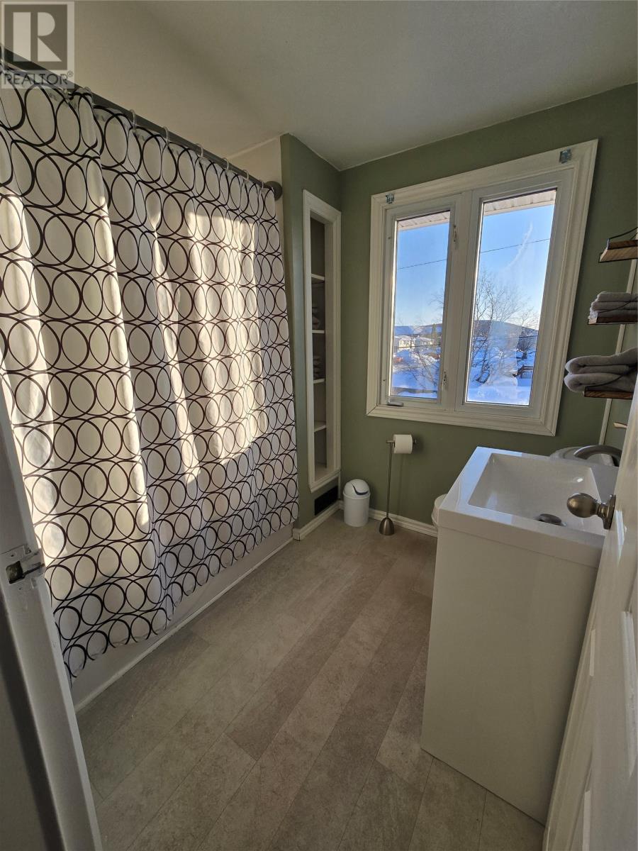 200 Howley Avenue, Labrador City, Newfoundland & Labrador  A2V 1Z8 - Photo 8 - 1295530
