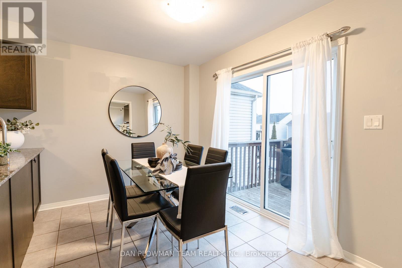 1203 Meath Drive, Oshawa, Ontario  L1K 0G5 - Photo 9 - E12924116