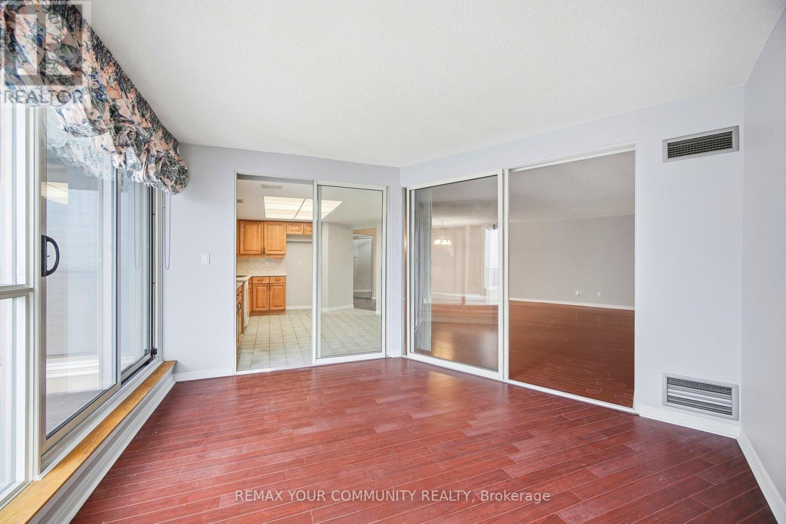 1011 - 20 Guildwood Parkway, Toronto, Ontario  M1E 5B6 - Photo 17 - E12924248