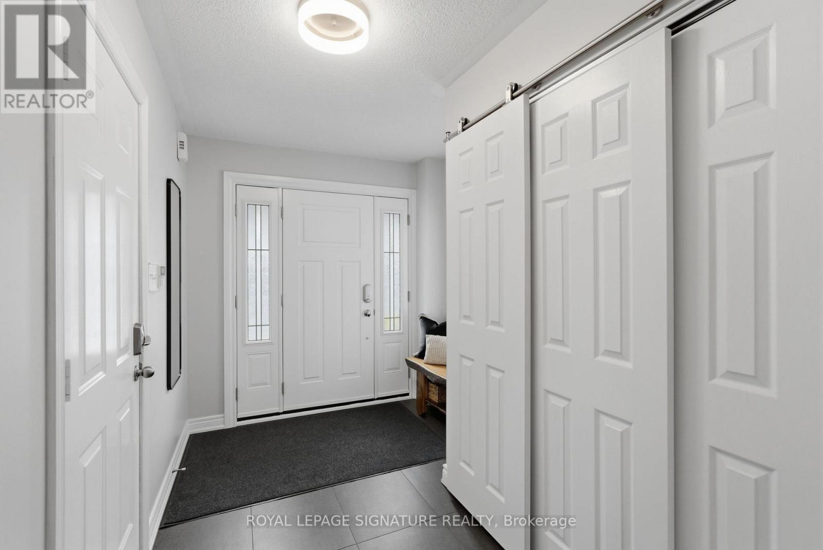 89 Harty Crescent, Ajax, Ontario  L1T 4E7 - Photo 3 - E12924264