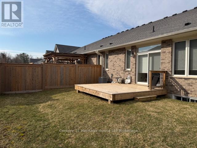 19 Livingston Drive, Tillsonburg, Ontario  N4G 0J3 - Photo 2 - X12764156