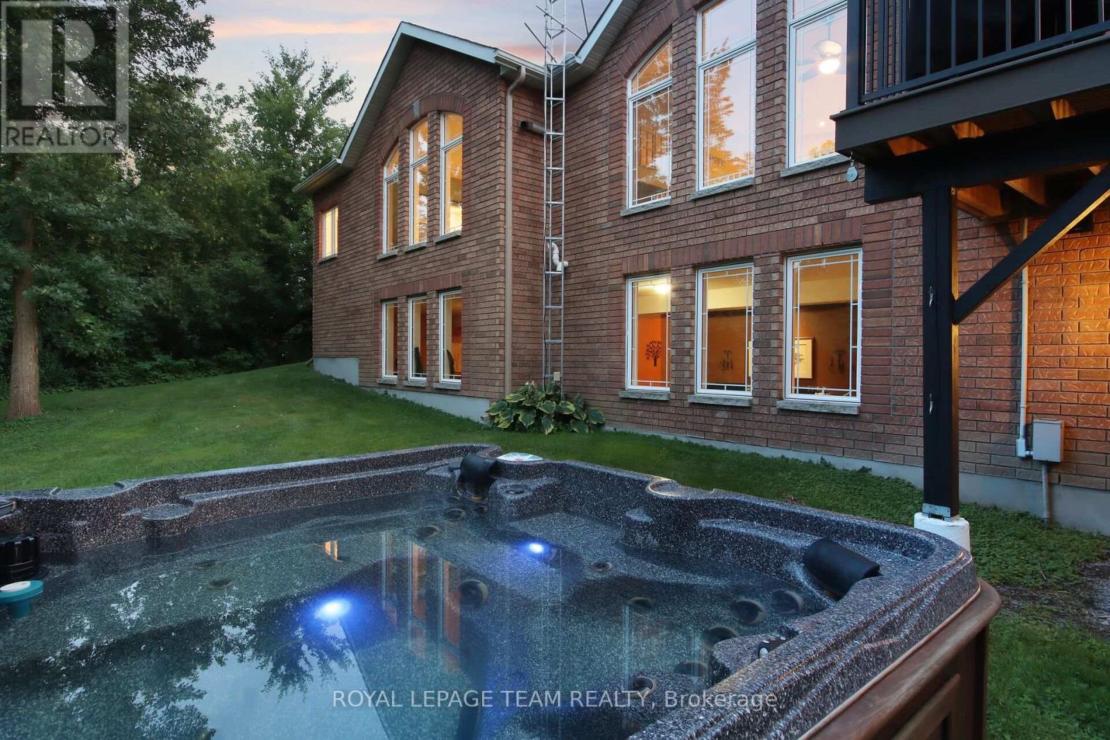 2539 Kearns Way, Ottawa, Ontario  K4P 1R9 - Photo 40 - X12924070