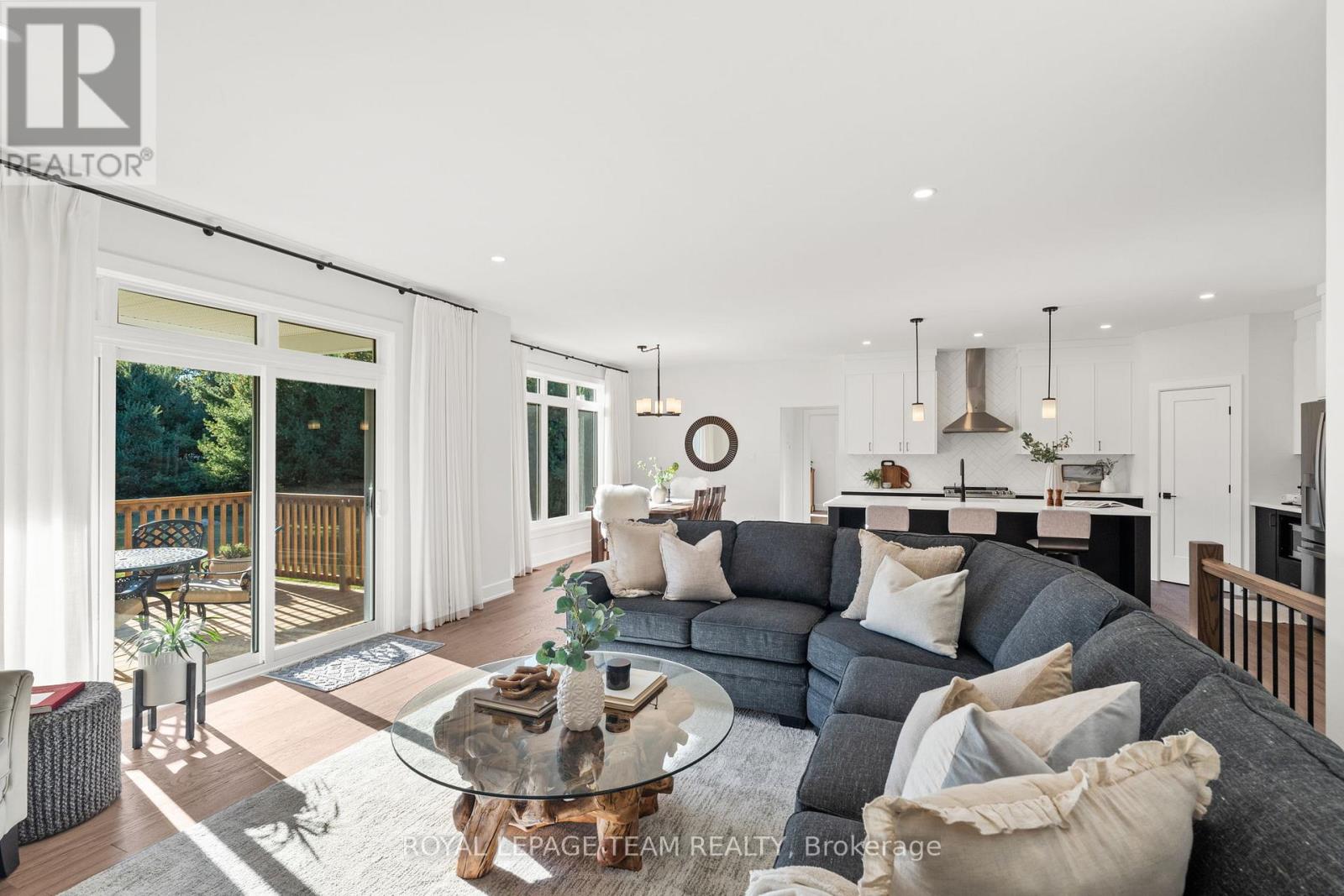 143 Raymond Luhta Crescent, Mcnab/braeside, Ontario  K7S 3G8 - Photo 19 - X12924156