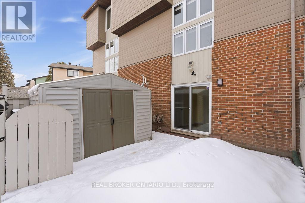 27 - 3205 Uplands Drive, Ottawa, Ontario  K1V 9T3 - Photo 23 - X12924158