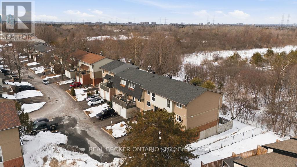 27 - 3205 Uplands Drive, Ottawa, Ontario  K1V 9T3 - Photo 26 - X12924158