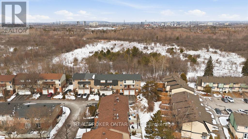 27 - 3205 Uplands Drive, Ottawa, Ontario  K1V 9T3 - Photo 28 - X12924158