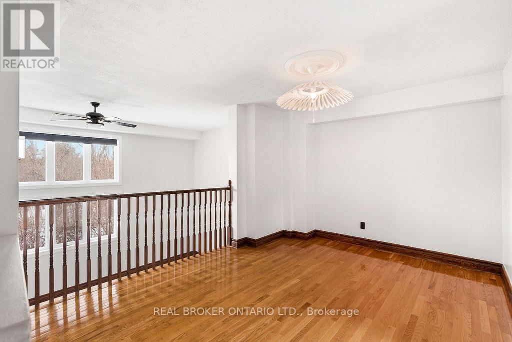 27 - 3205 Uplands Drive, Ottawa, Ontario  K1V 9T3 - Photo 7 - X12924158