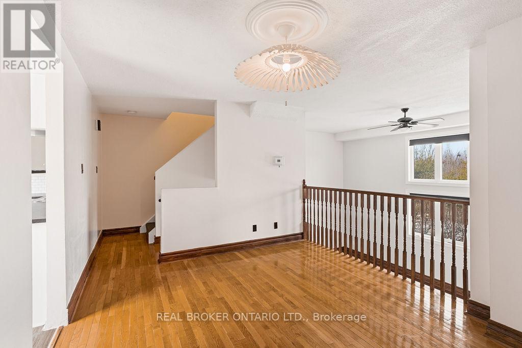 27 - 3205 Uplands Drive, Ottawa, Ontario  K1V 9T3 - Photo 8 - X12924158