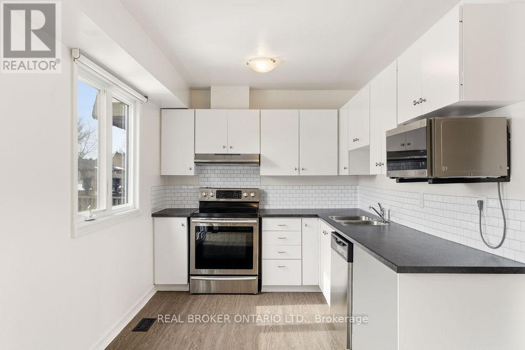 27 - 3205 Uplands Drive, Ottawa, Ontario  K1V 9T3 - Photo 9 - X12924158